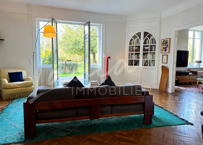 Chocomaitea - Elegance Et Douceur De Vivre * 比亚里茨